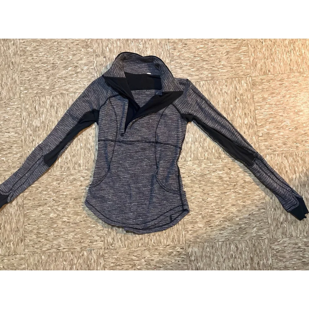Lululemon Pullover - Picture 3 of 6